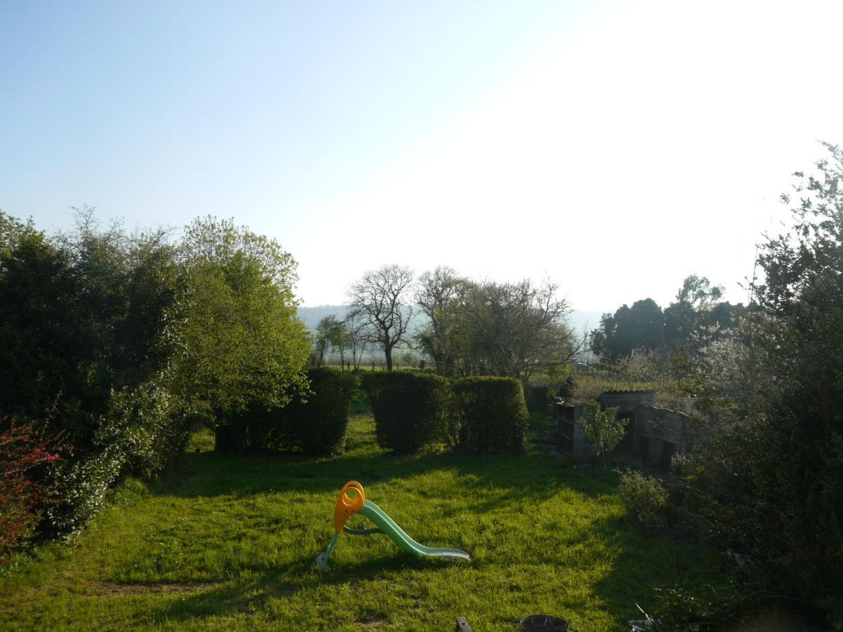 Les Miquelots Bed and Breakfast Pont-d'Ouilly Εξωτερικό φωτογραφία